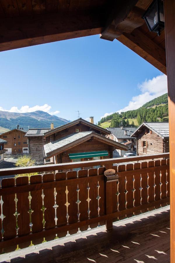 Chalet Kiara - Appartamenti Abar リヴィーニョ エクステリア 写真