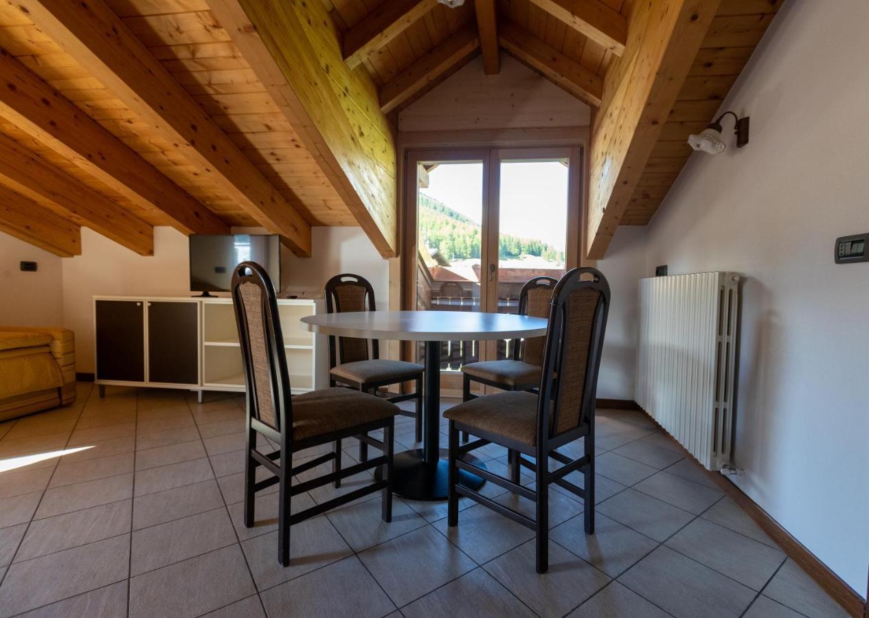 Chalet Kiara - Appartamenti Abar リヴィーニョ エクステリア 写真