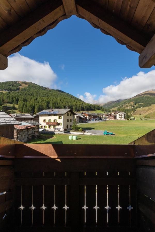Chalet Kiara - Appartamenti Abar リヴィーニョ エクステリア 写真