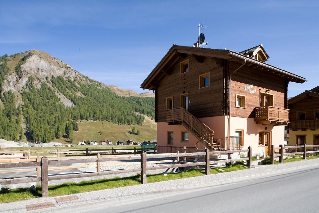 Chalet Kiara - Appartamenti Abar リヴィーニョ エクステリア 写真